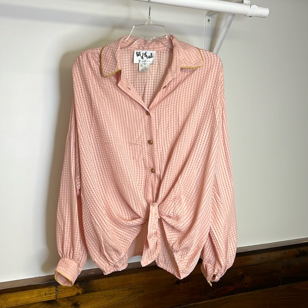 Vintage 80’s Talk of the Walk Atlantic City Pink Polyester Button‎ Down Top- L